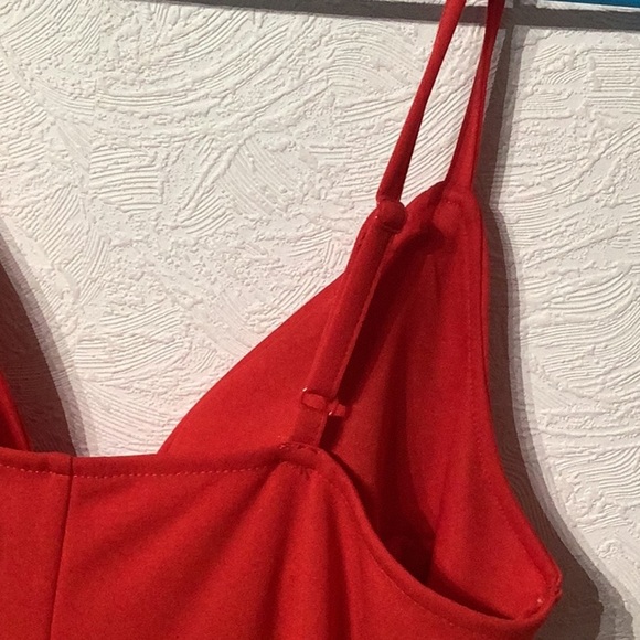 Planet Gold NWOT - Sz M - Red Asymmetrical elegant Wrap Dress - Picture 7 of 8